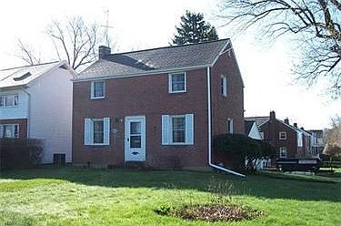 1st image of 1651 W 32nd St