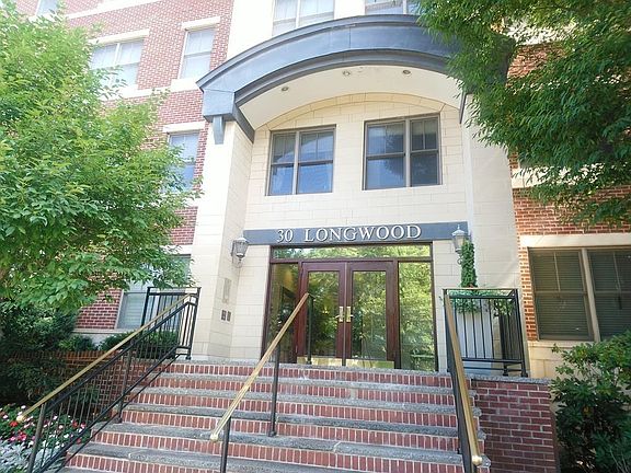 2nd image of 30 Longwood Ave APT 304