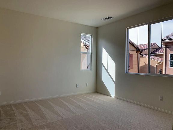 4th image of 2875 Apricot Ln