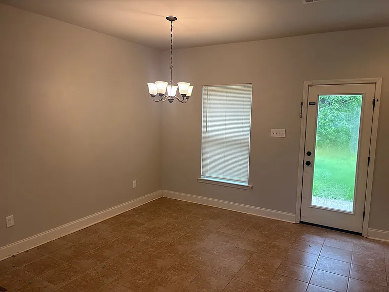 13870 Maddie Cir — Photo 3