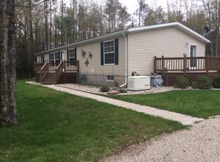 5659 25th Rd, Gladstone, MI 49837