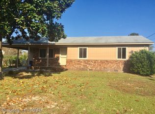 451 N Platte Rd, Fayetteville, NC 28303