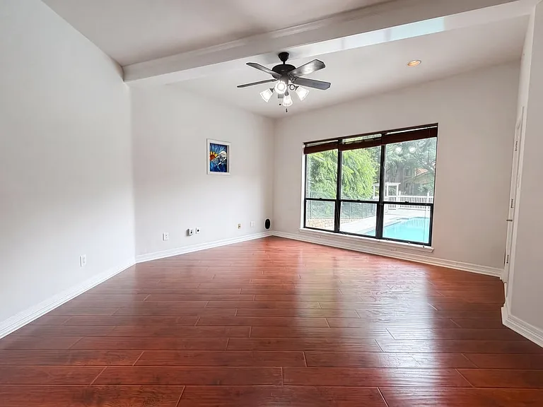 2409 Castle Rock Rd — Photo 11