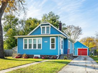 3824 53rd St, Des Moines, IA 50310