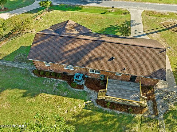 4th image of 2114 Westwood Drive