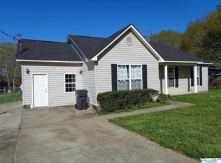 303 Six Mile Rd, Somerville, AL 35670