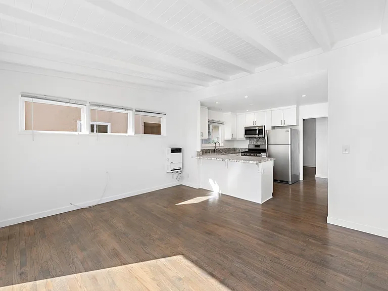 186 Cliff Dr — Photo 11