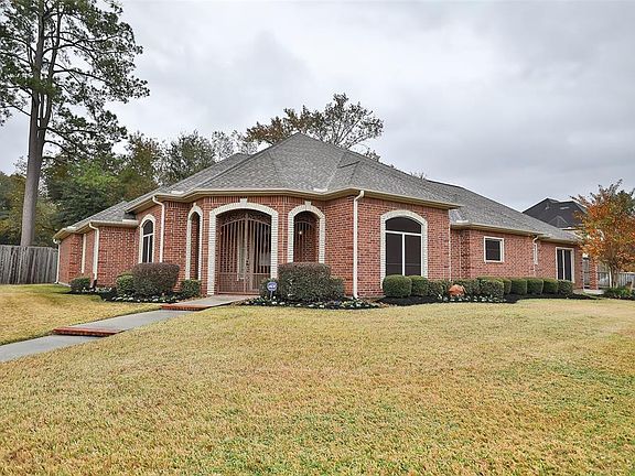 Gorgeous custom One-Story by John Lightfoot