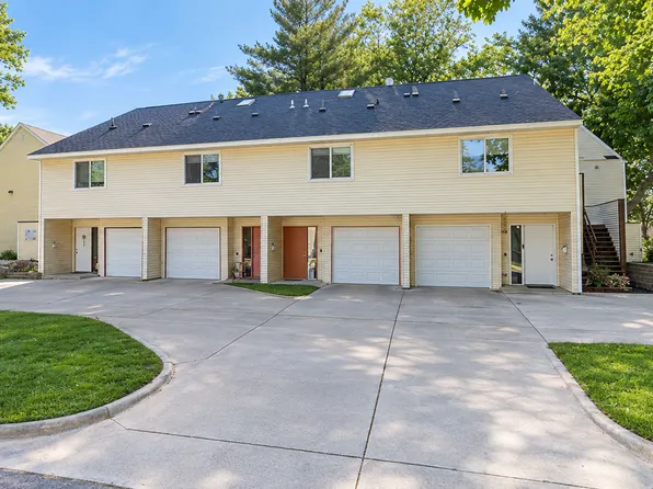 109 N Busey Ave