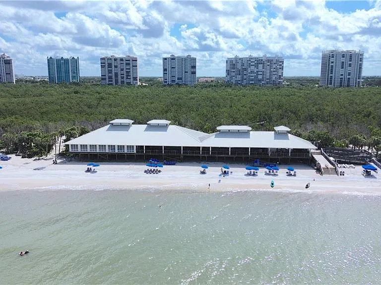 7048 Pelican Bay Blvd #C-105 — Photo 28