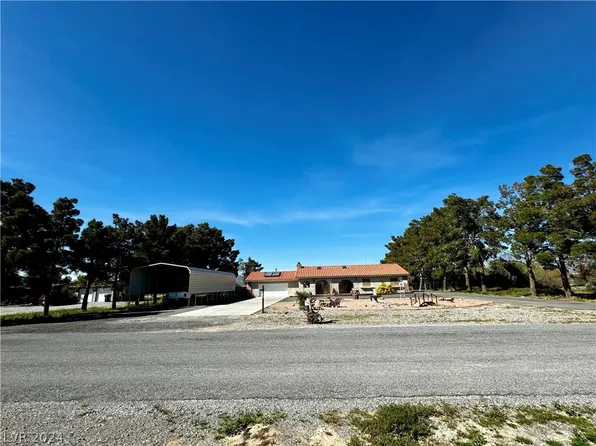 1050 Morgan Ln, Pahrump, NV 89060