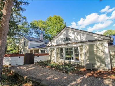 8021 Valley View Rd, Hudson, OH, 44236