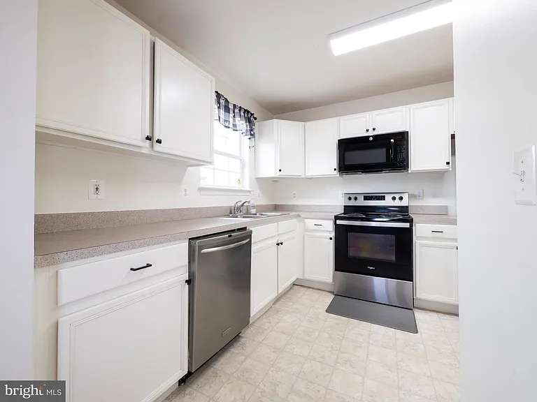 173 Equestrian Dr — Photo 11
