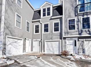 95 Anderer Ln APT 2, West Roxbury, MA 02132