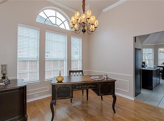 5th image of 1418 Cool Springs Dr