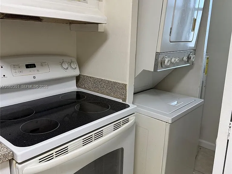 7825 Fairview Dr #204 — Photo 4