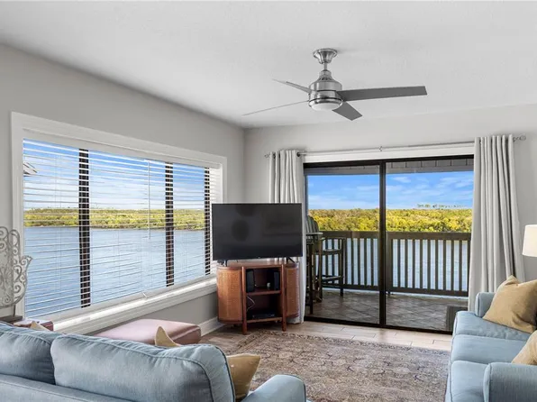 817 Bahia Del Sol Dr #40, Ruskin, FL 33570