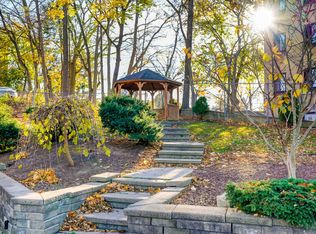 75 High St #2SW, London, ON N6C4J8