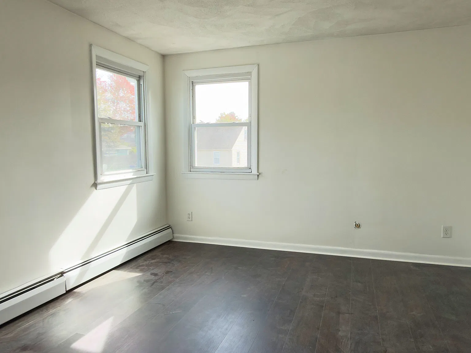 84 Manomet St — Photo 4