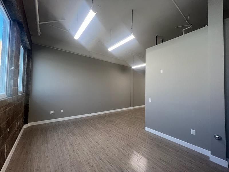 2nd image of 3761 S Hill St #211