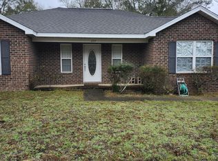 259 Crocus Ave, Defuniak Springs, FL 32433