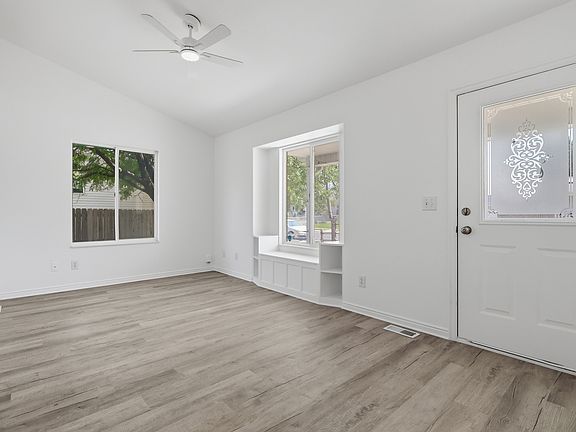 3rd image of 2035 E Weeping Willow Way