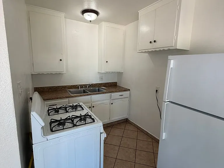 1518-40 E Artesia Blvd — Photo 57
