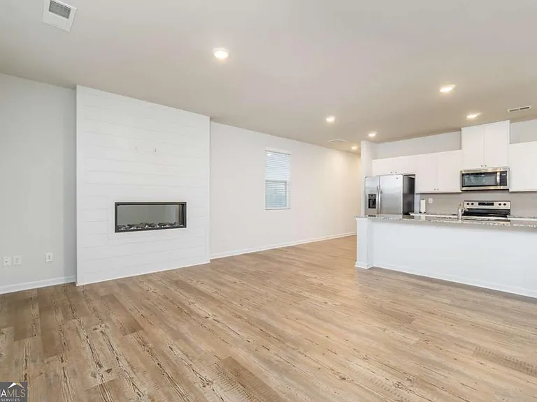 84 Founders Dr — Photo 10