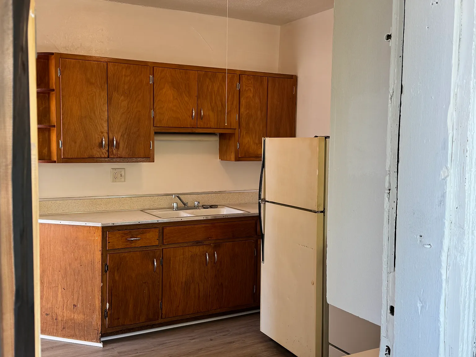 2 bed, $1,095 — Photo 3