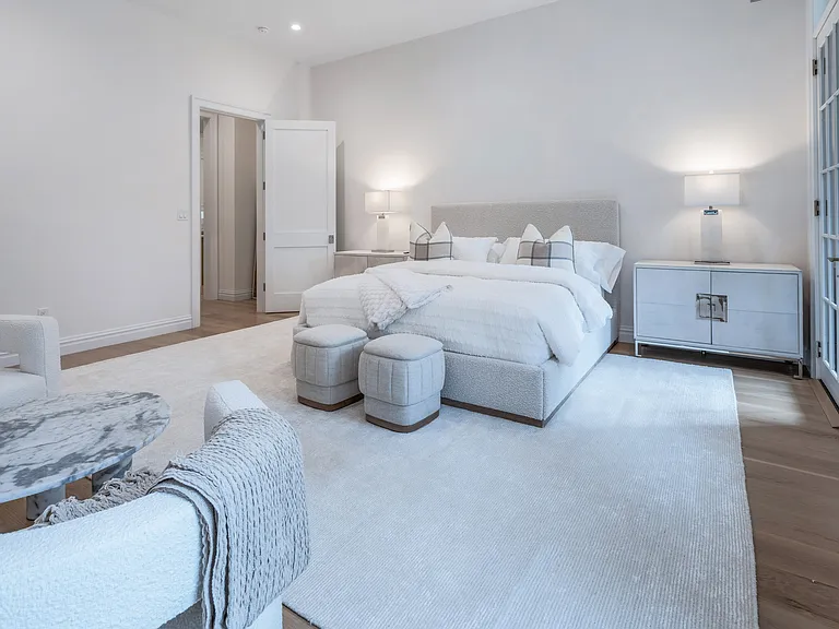 73 Wainscott Stone Rd — Photo 35