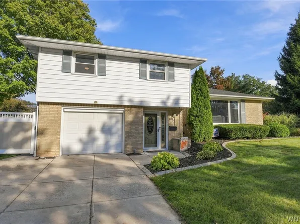 481 Darwin Dr, Cheektowaga, NY 14225