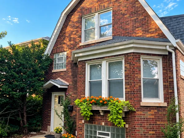 5219 N Rutherford Ave #1, Chicago, IL 60656
