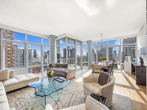 310 E 53rd St APT 25A, New York, NY 10022
