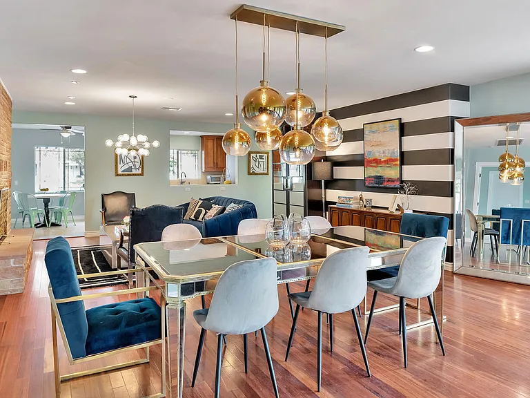 121 W Orchid Ln — Photo 9