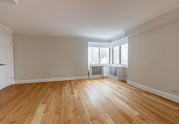 4th image of 360 E 65th St APT 18D