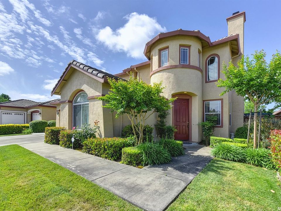 2nd image of 9724 Bovill Dr