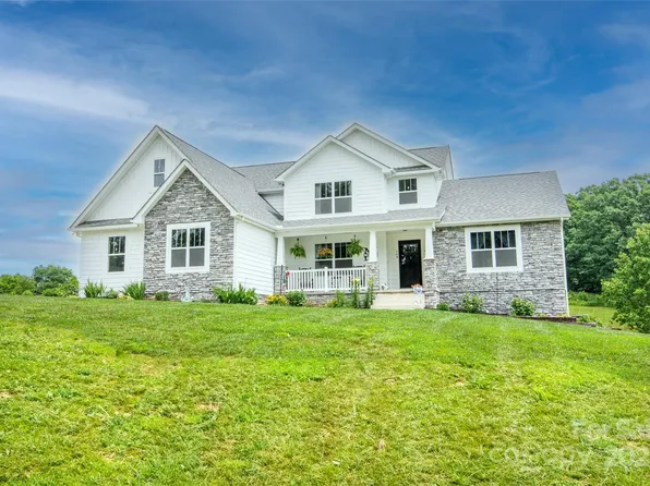 164 Vance Farm Dr, Statesville, NC 28625