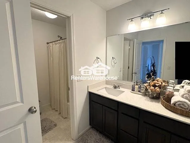 7216 Walnut Grove Ln N — Photo 11