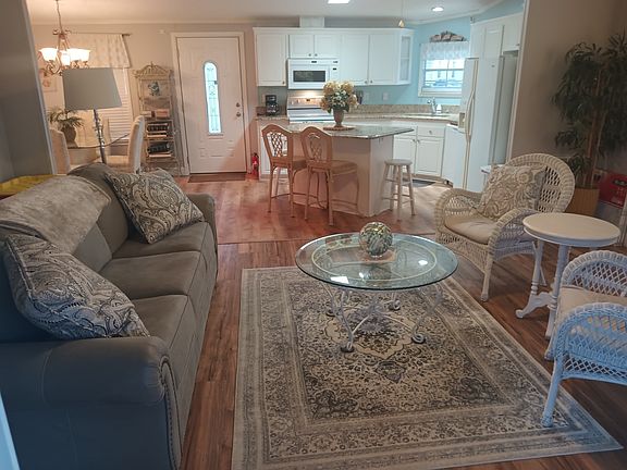 5th image of 45 Hopetown Rd