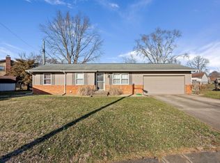 5230 Lockerbie Ct, Columbus, IN 47203