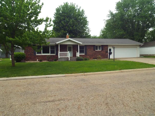 815 11th Ave, Sibley, IA 51249