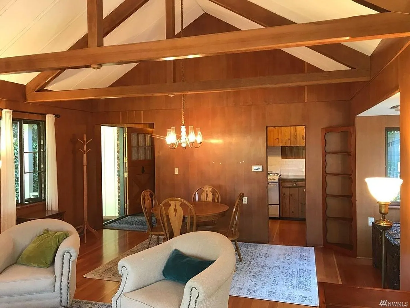 2Bd/1.75Ba Seattle Home — Photo 3