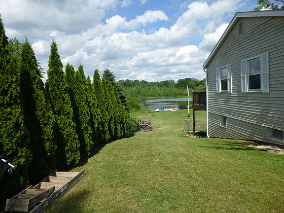 2nd image of 330 Sunset Dr