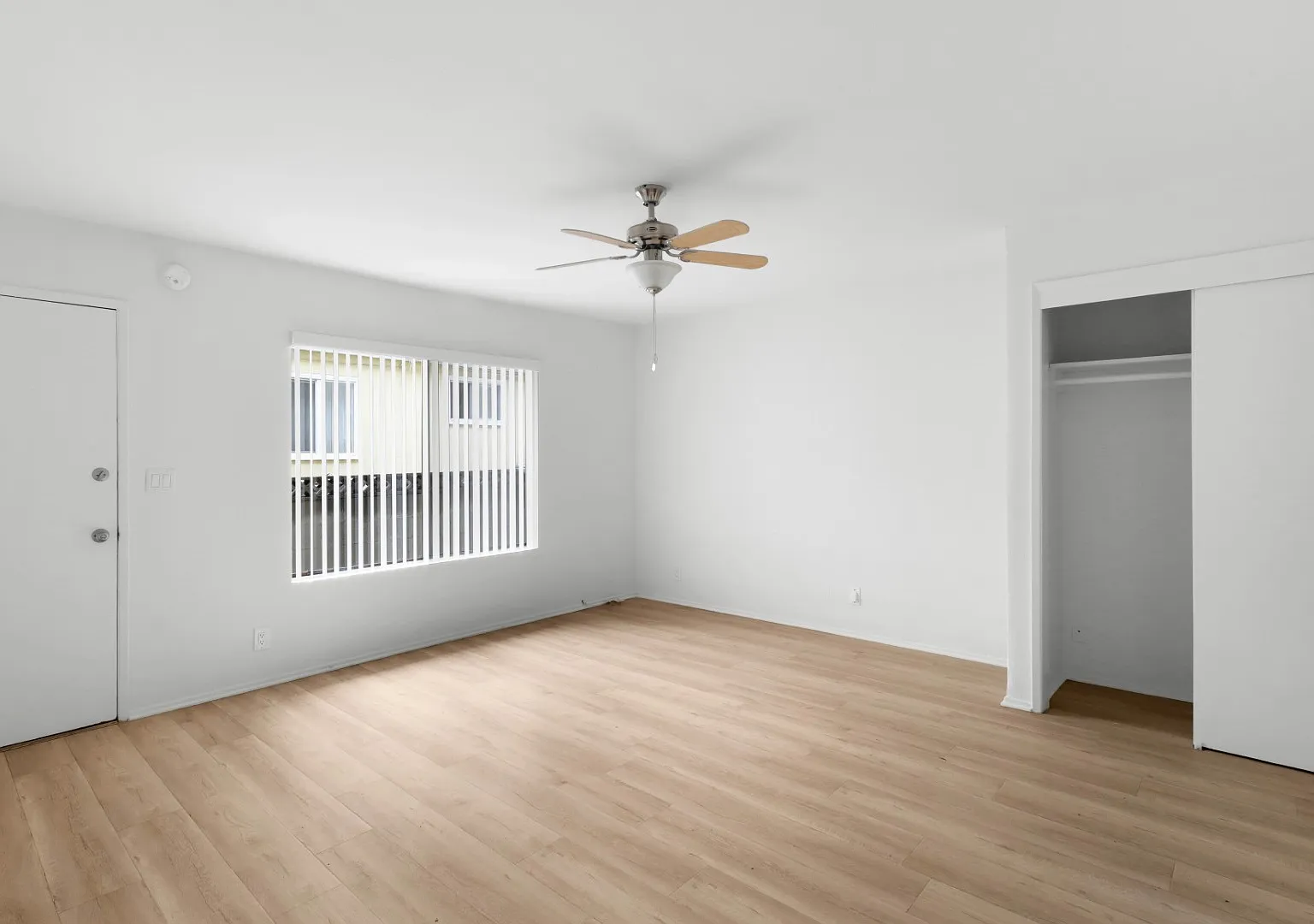 Studio, 1.0 bath, $1,795 — Photo 4