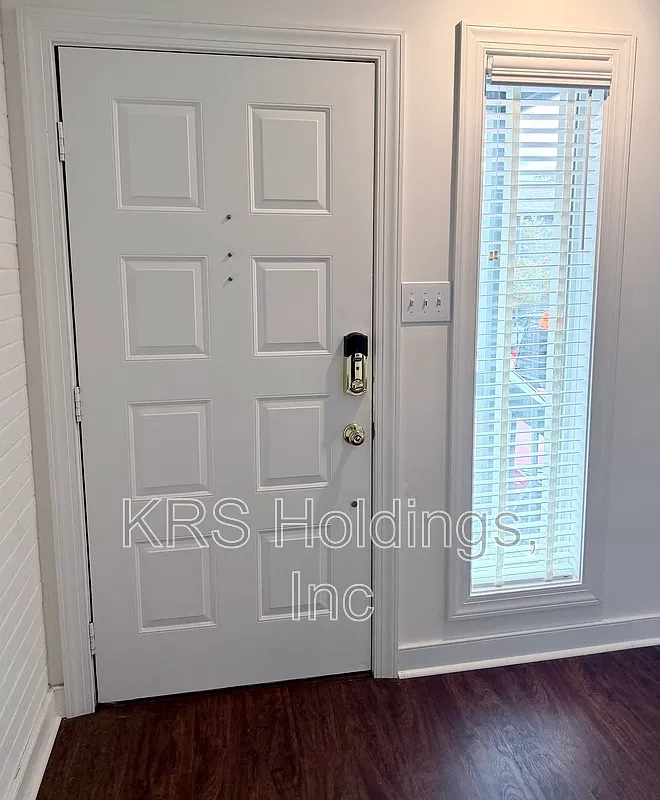 3 bed, 3.0 bath, 1660 sqft, $2,790 — Photo 4