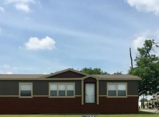 102 E Panna Maria, Runge, TX 78151