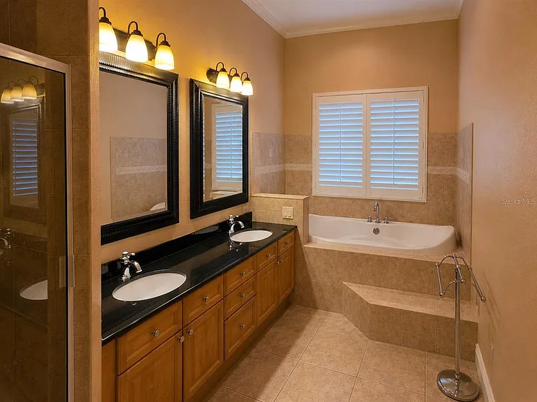 4907 Bayshore Blvd #103 — Photo 26