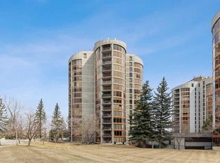 7030 Coach Hill Rd NE #351, Calgary, AB T3H1E4