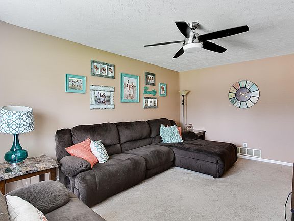 5th image of 6613 Everton Dr