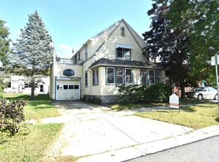 120 N Locust St, Reedsburg, WI 53959